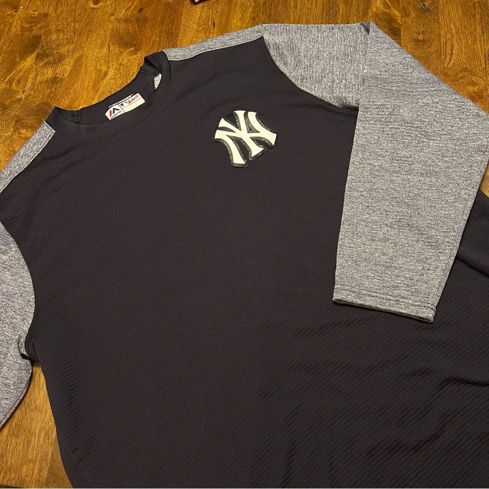 Majestic MLB Authentic ThermaBase New York Yankees Pullover On-Field Tech 2XL - Picture 3 of 15